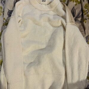 Aerie Women’s Cream Sweater